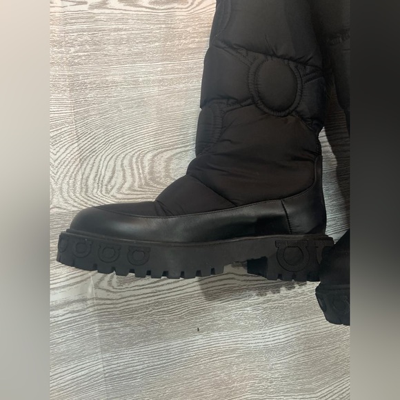 Ferragamo Boots - Picture 4 of 11